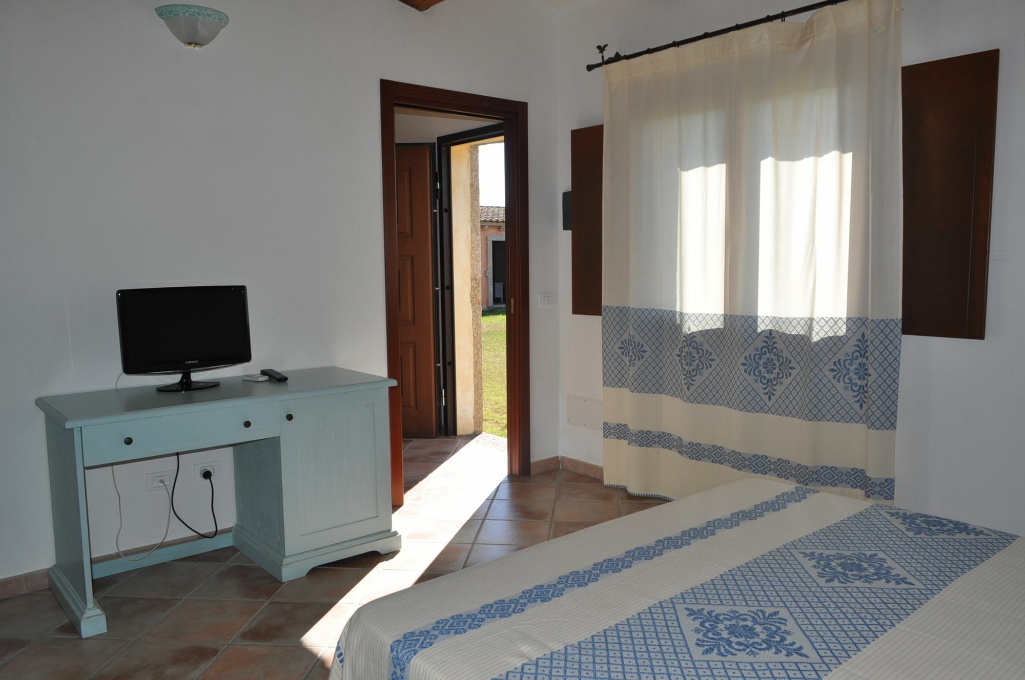 B&B Pubulos Olbia Exterior photo